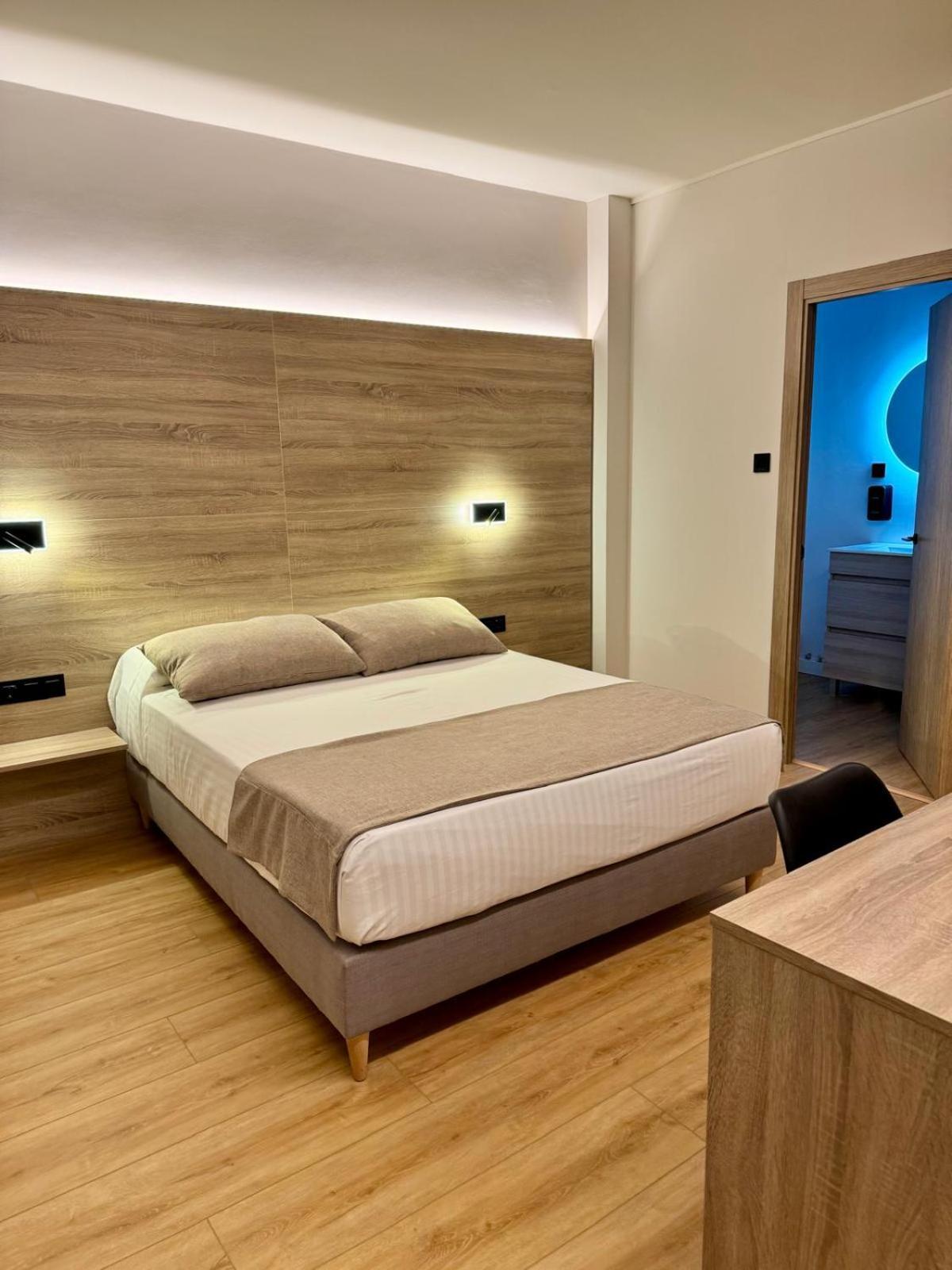 Miramar Suites Sada Zewnętrze zdjęcie